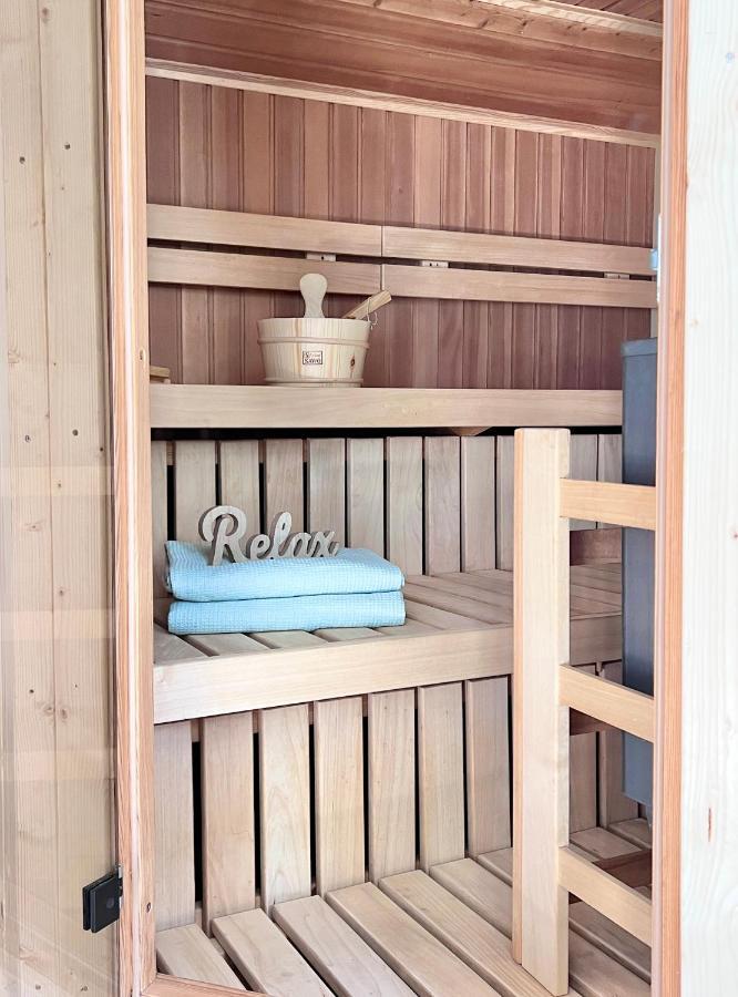 Grosse Wohnung Wellness + Sauna + Netflix Petershagen Dış mekan fotoğraf